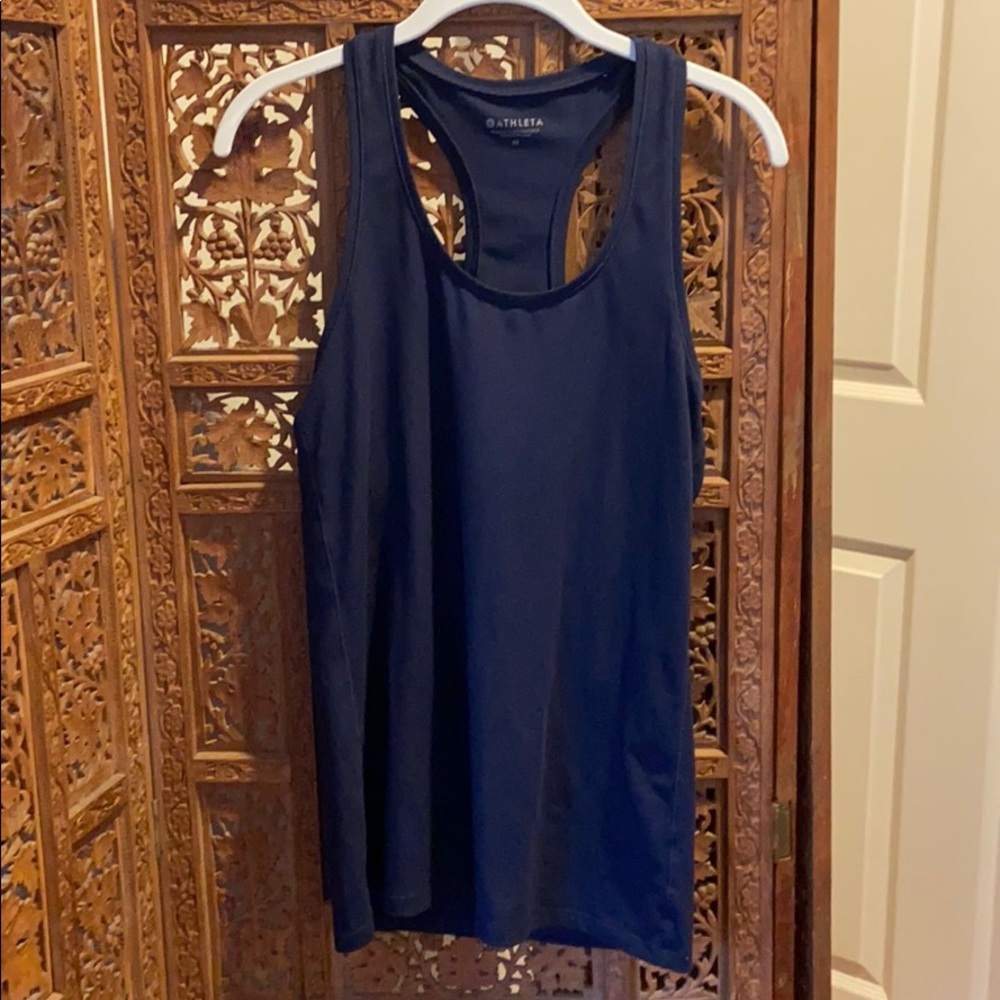 Athleta Momentum Tank